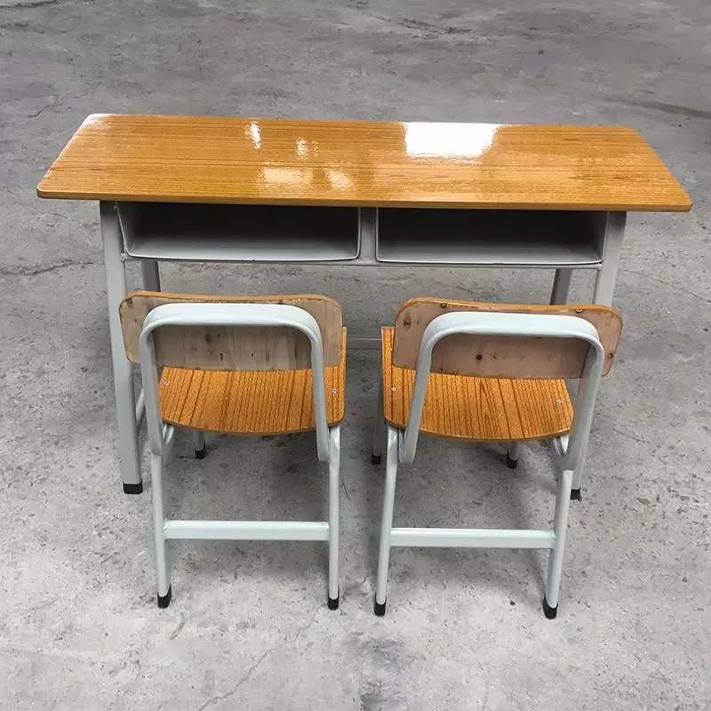 学校家具_钢木组合桌椅