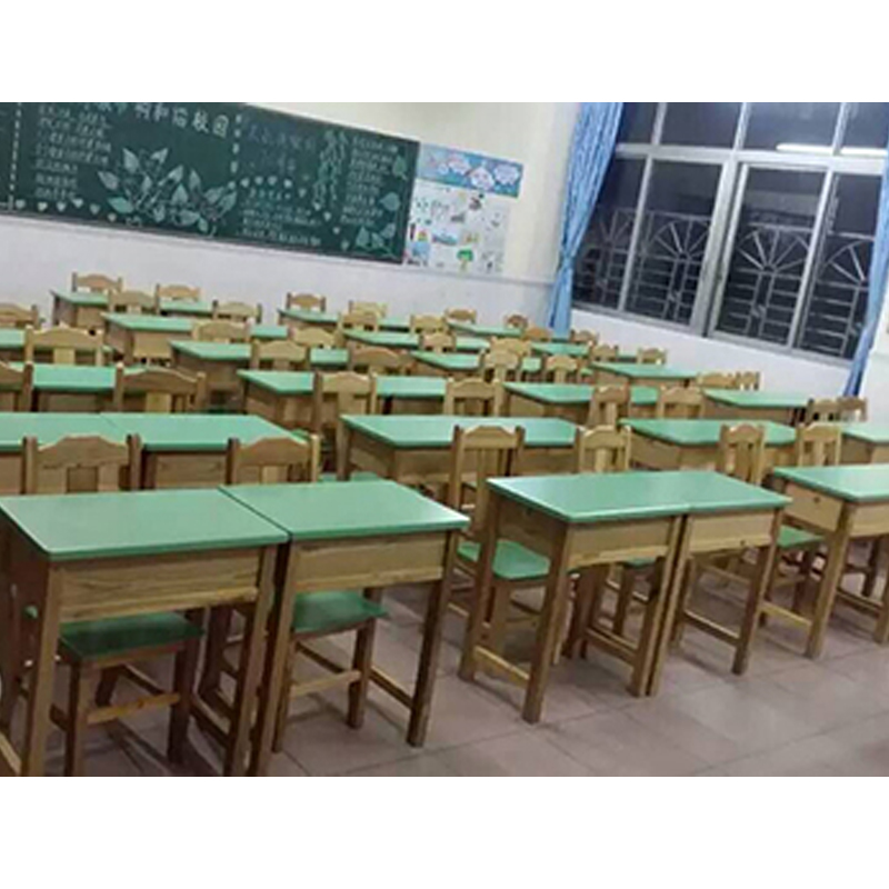 中小学生实木课桌椅